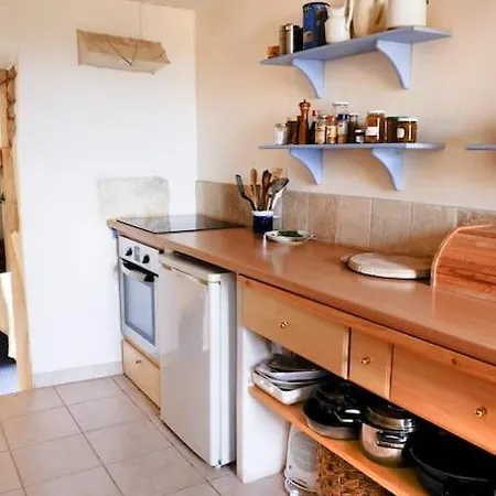Apartment La Bergerie A Cratoule, Domaine Les Musarts Issirac