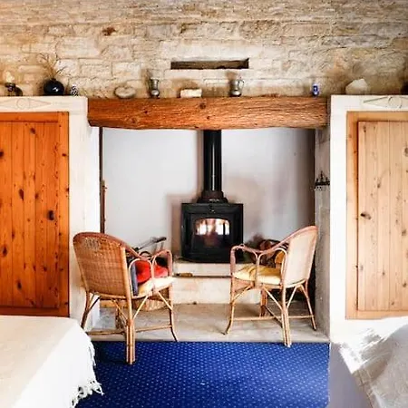 Apartment La Bergerie A Cratoule, Domaine Les Musarts Issirac